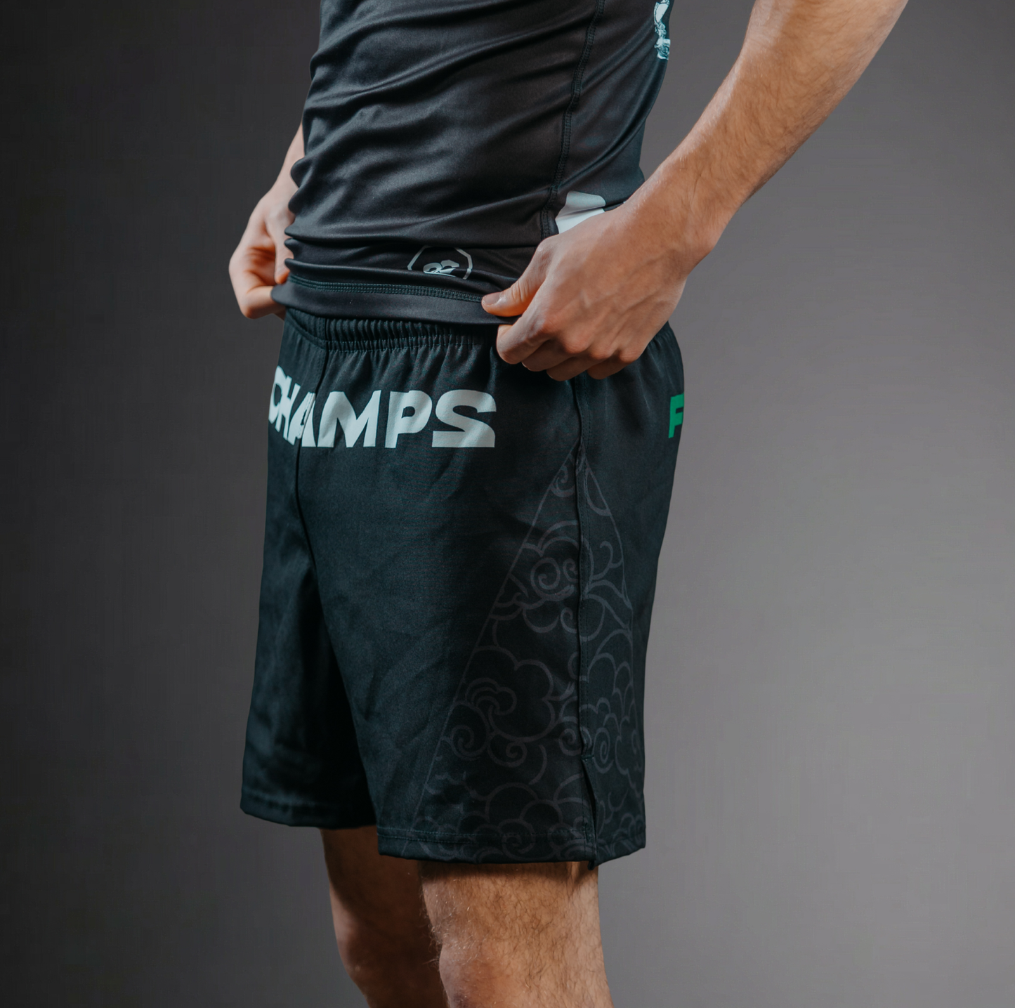 Shorts Charles Oliveira